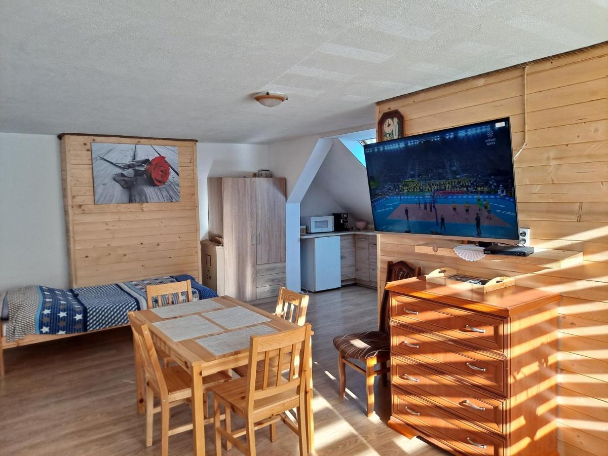 Agroturystyka Pod Kasztanem Lutowiska Quarto foto